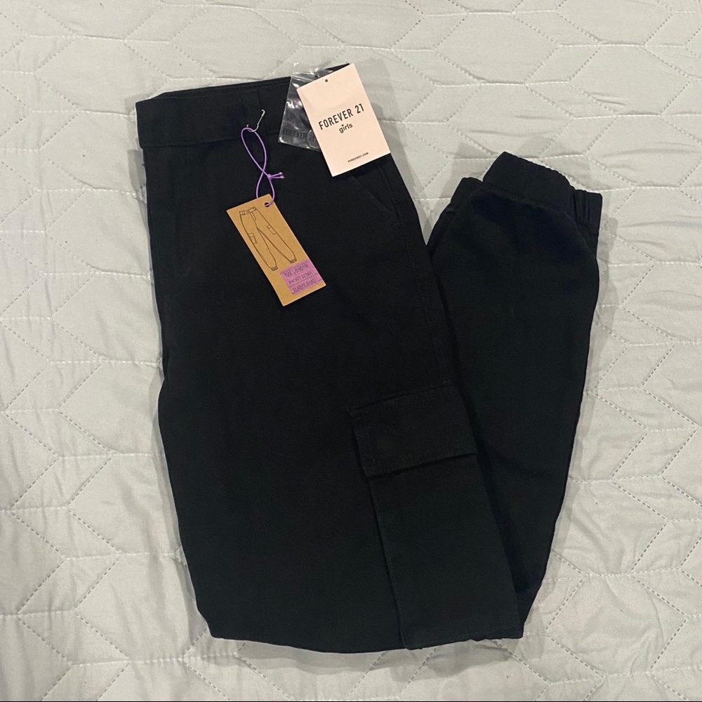 NWT Forever 21 Girls Cargo Pants Size 11/12